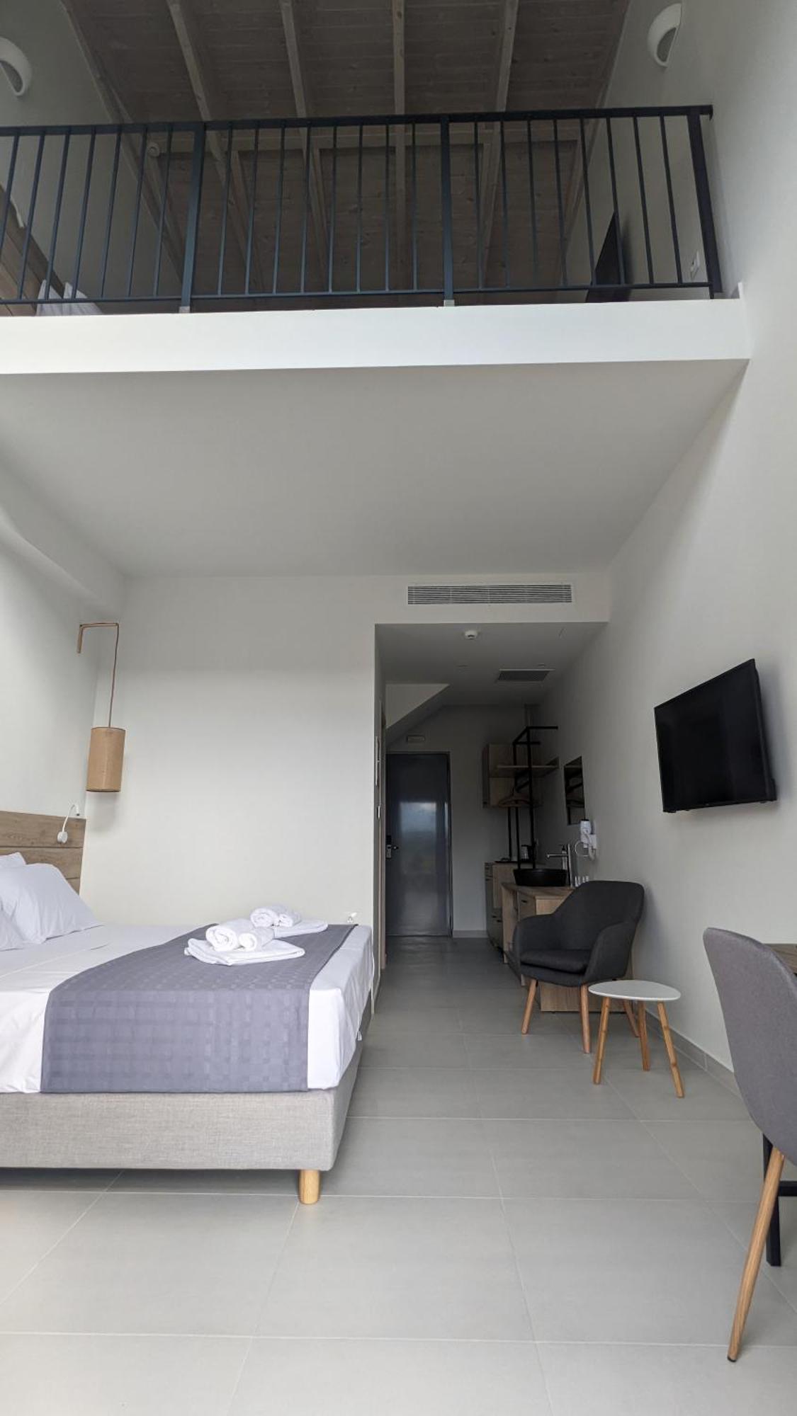 Costa Ionica - Mytikas Seaside Hotel חדר תמונה